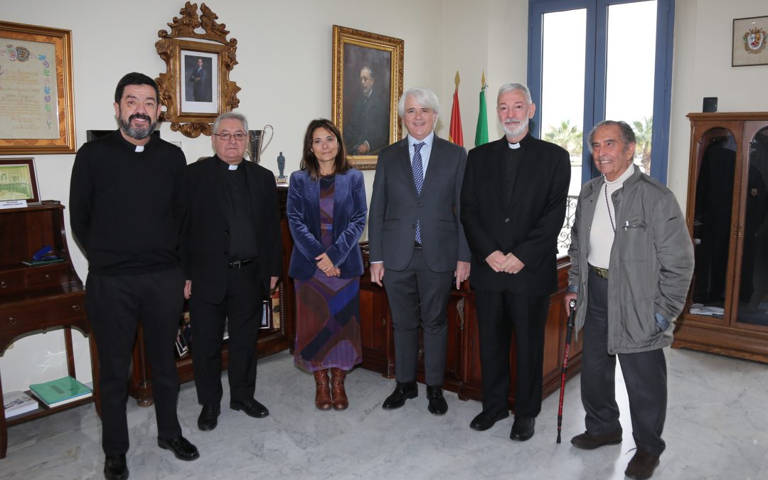 La Abogacía de Málaga colabora con las obras de la cubierta de la Catedral