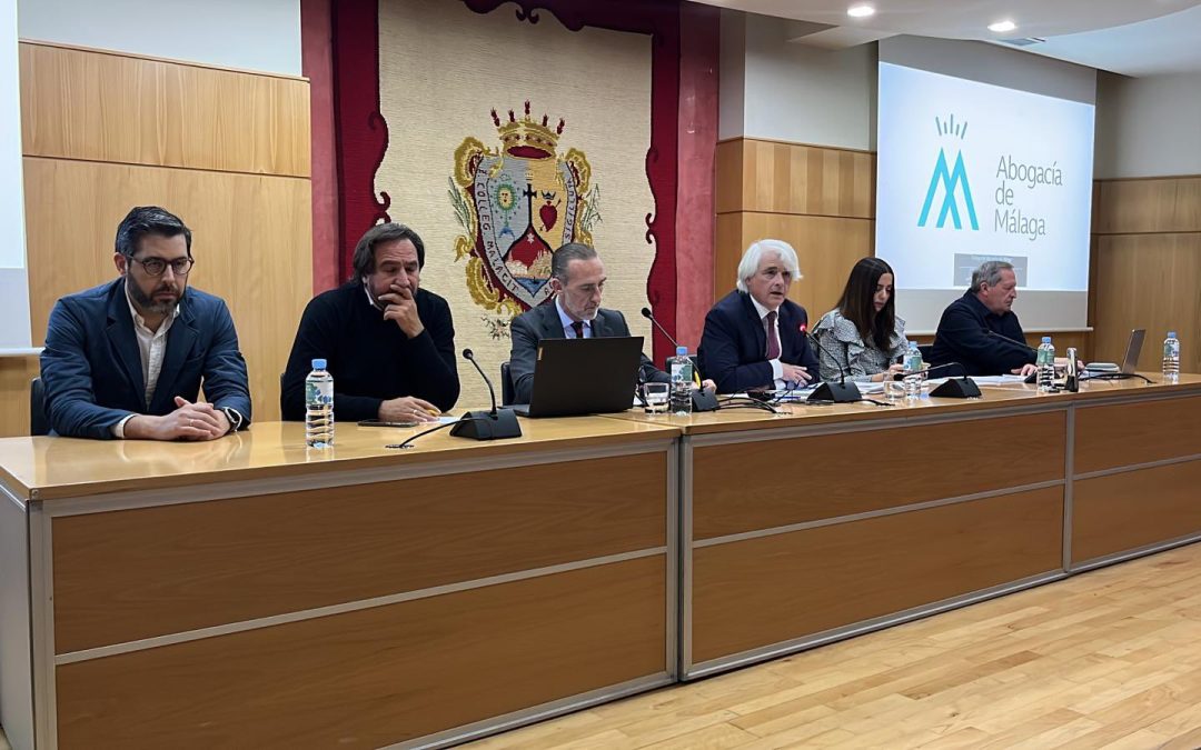 Reunión de abogados con el decano de la Abogacía de Málaga para explicar los criterios generales a efectos de tasaciones de costas