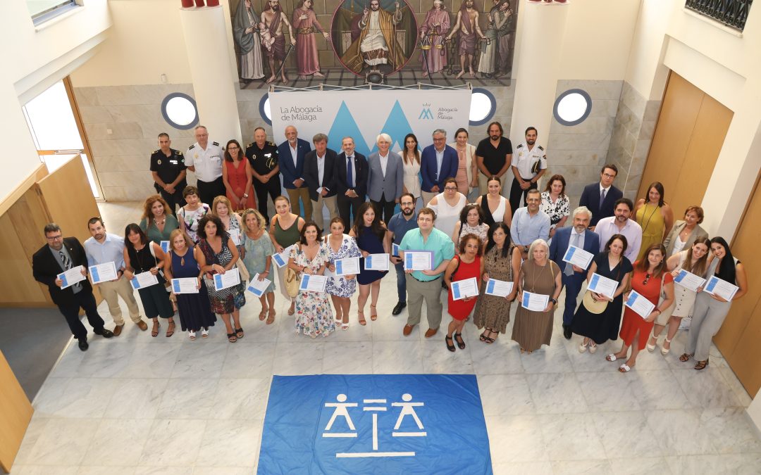 La Abogacía de Málaga homenajea a los letrados del turno de oficio en el Día de la Justicia Gratuita