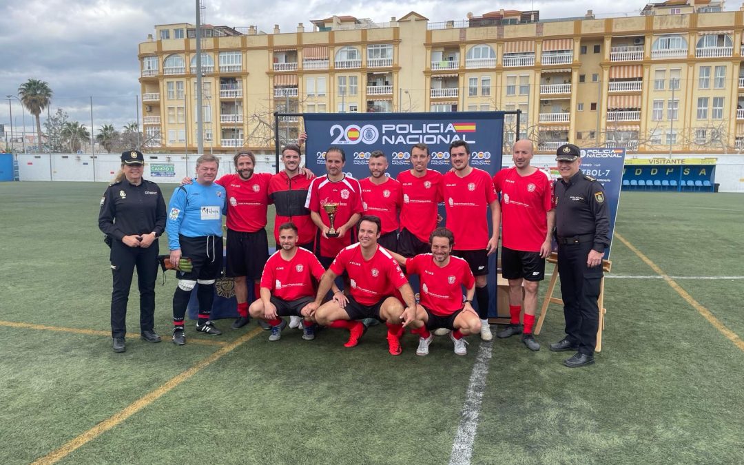 El equipo de futbol 7 de la Abogacía participa en el Torneo 200 Aniversario de la Policía Nacional